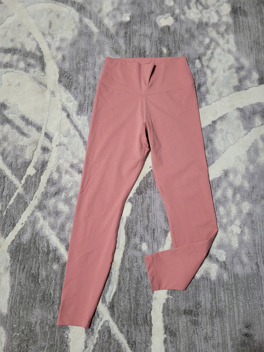 Nike Womens High-Waist Leggings Size M